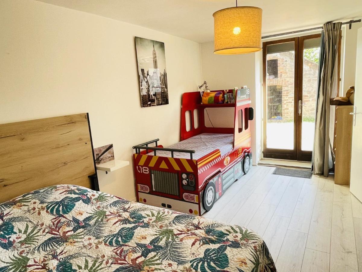 Le Lodge Spa Saint-Laurent-d'Andenay Εξωτερικό φωτογραφία